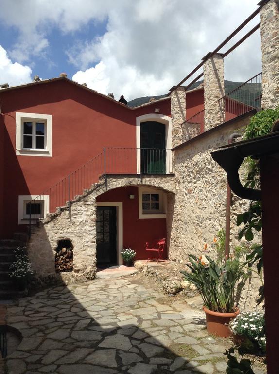 Case Di Campo Albenga Exterior photo