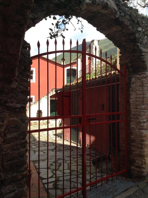 Case Di Campo Albenga Exterior photo